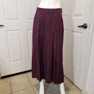 Kenneth Gordon Size 12 Vintage Elegant Purple Paisley Women's Skirt